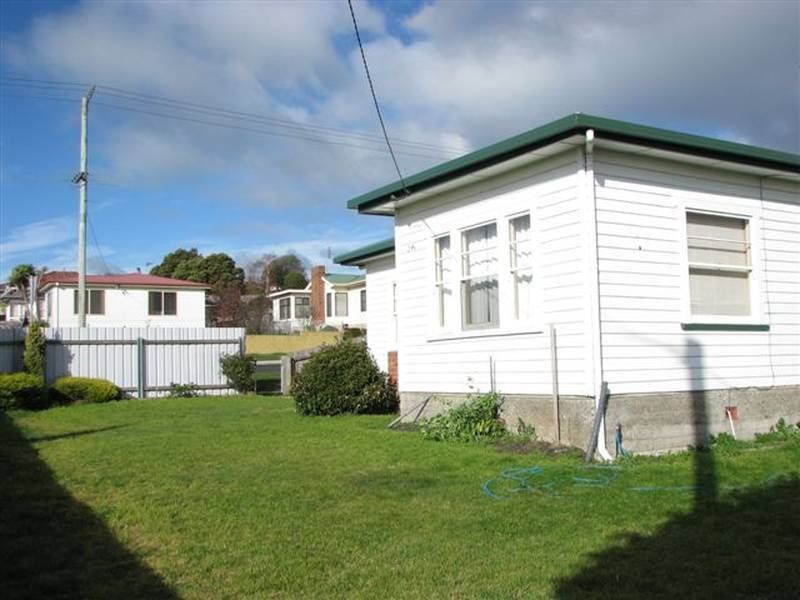 EAST DEVONPORT, EAST DEVONPORT, East Devonport - Thumbnail 8