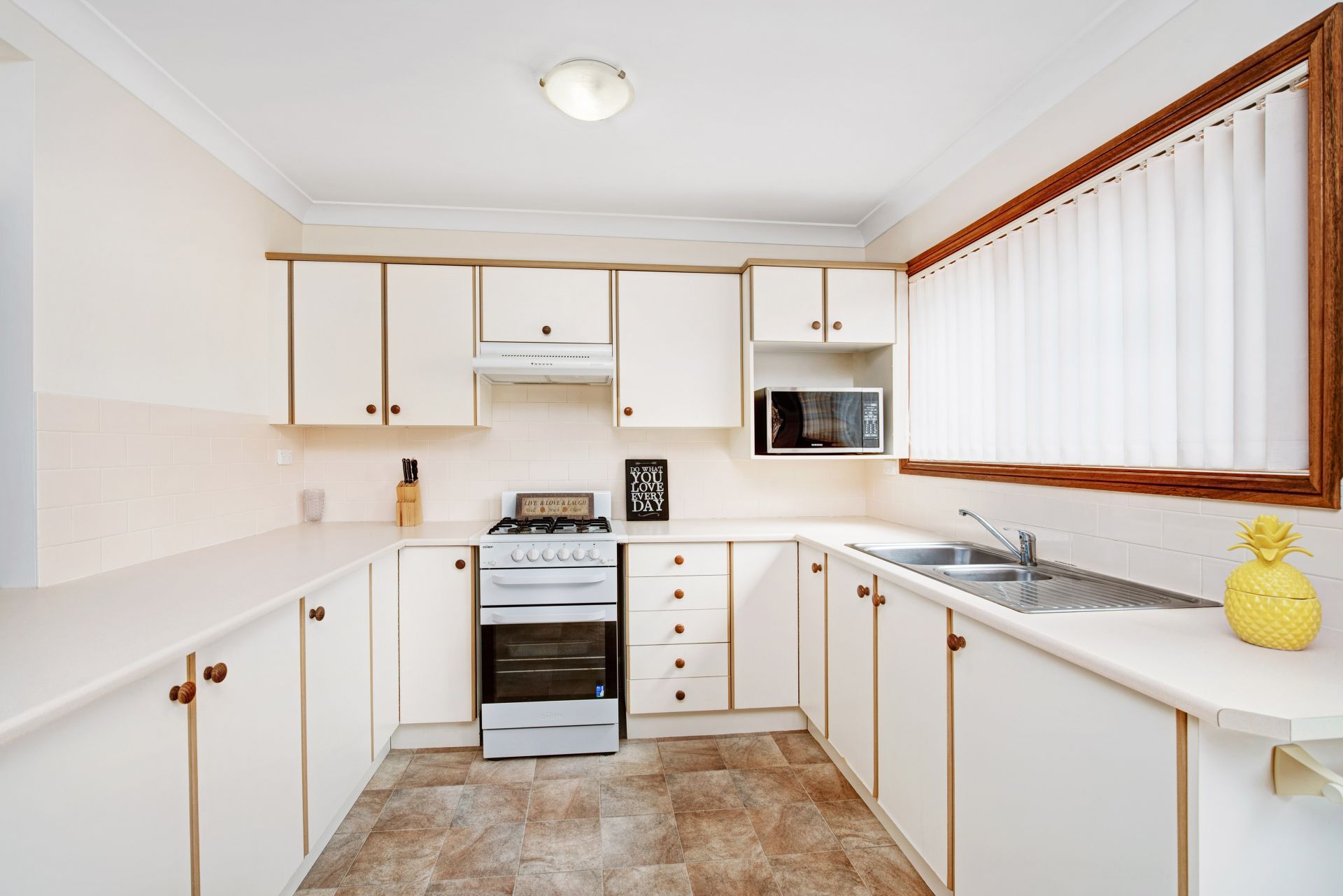 2/288 Park Avenue Kotara NSW, Kotara - Thumbnail 6