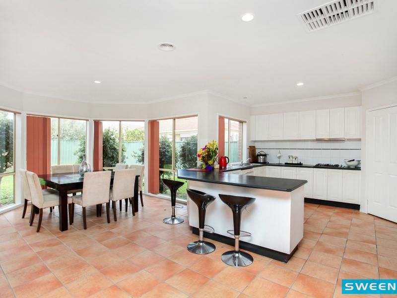 19 Victoria Way, Caroline Springs - Thumbnail 4
