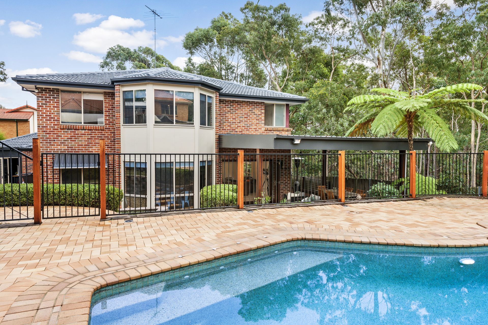 Real Estate For Sale 9 Muston Place Glenhaven , NSW