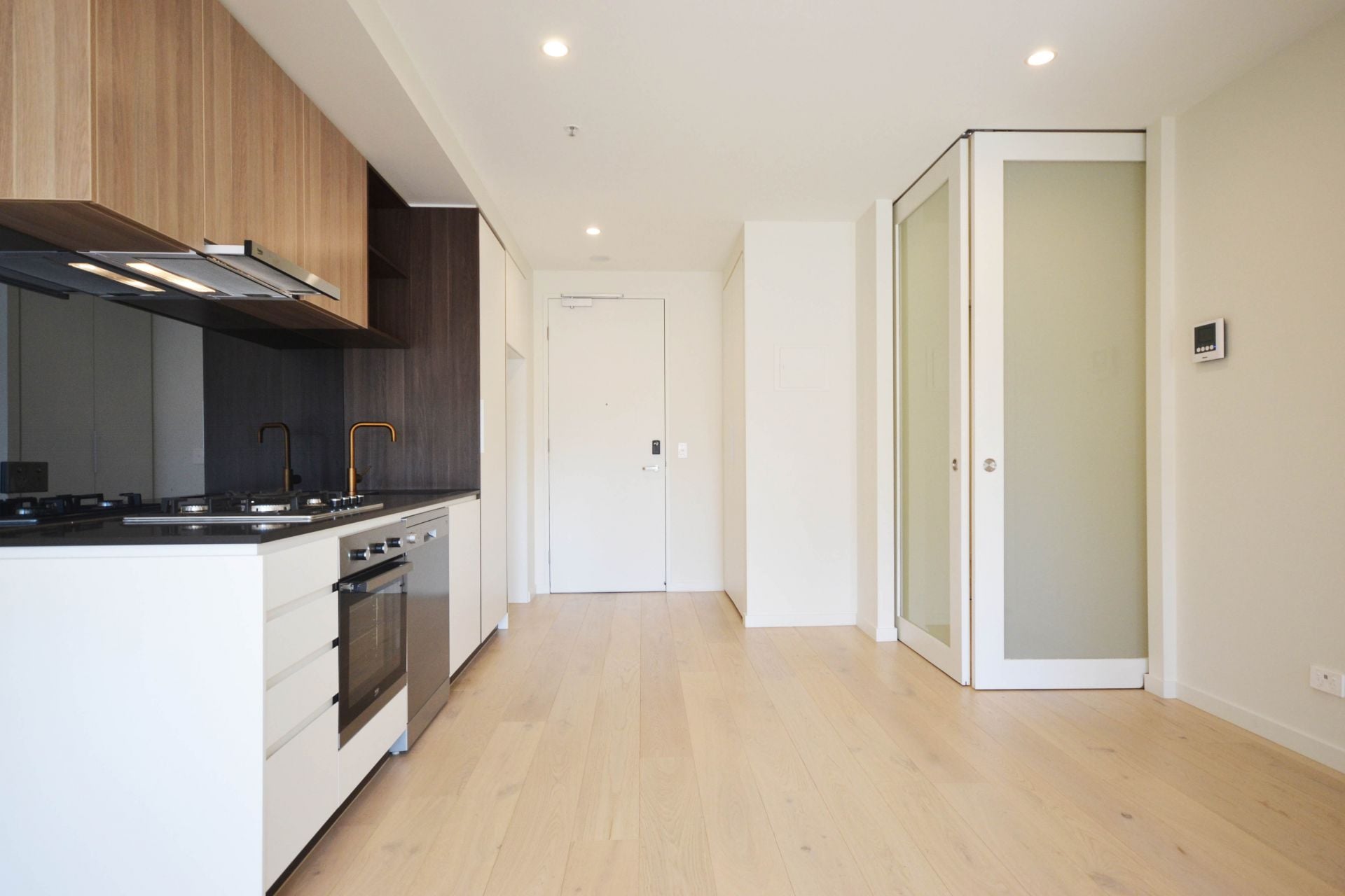BRAND NEW - 1 BEDROOM + 1 FLEXI