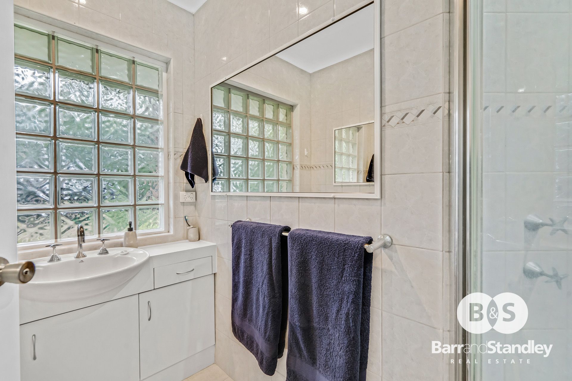 48 Elinor Bell Road Leschenault , WA