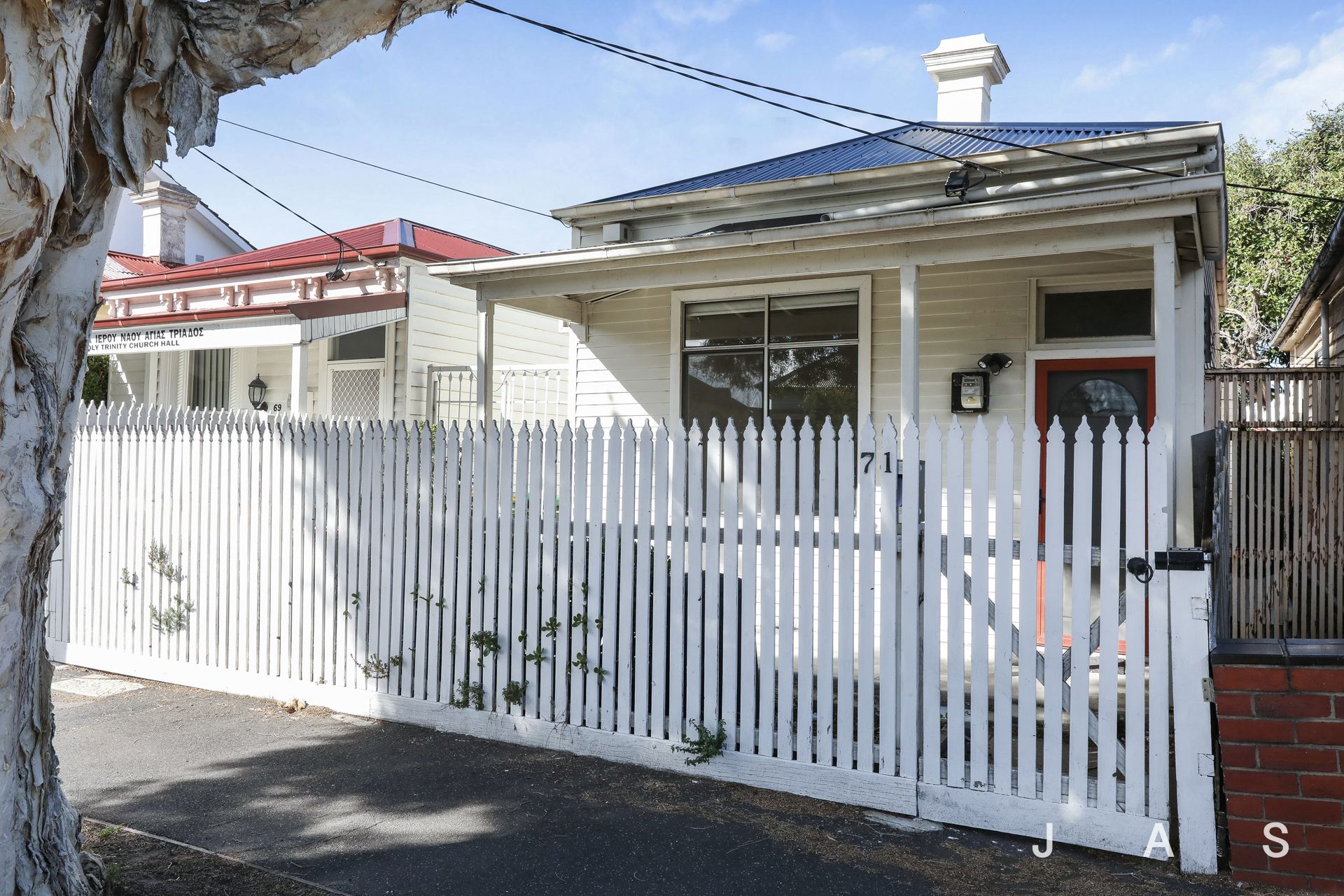 71 Newell Street Footscray VIC, Footscray - Thumbnail 2