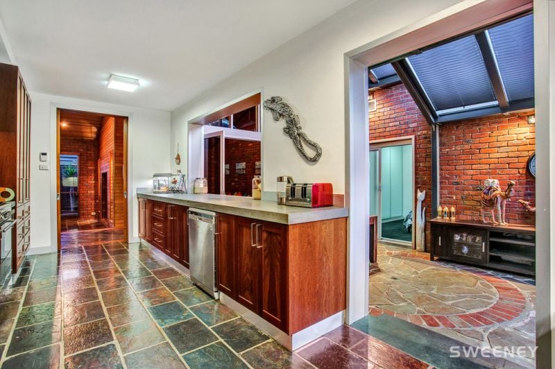 3 Armiston Grove, Altona Meadows - Thumbnail 6