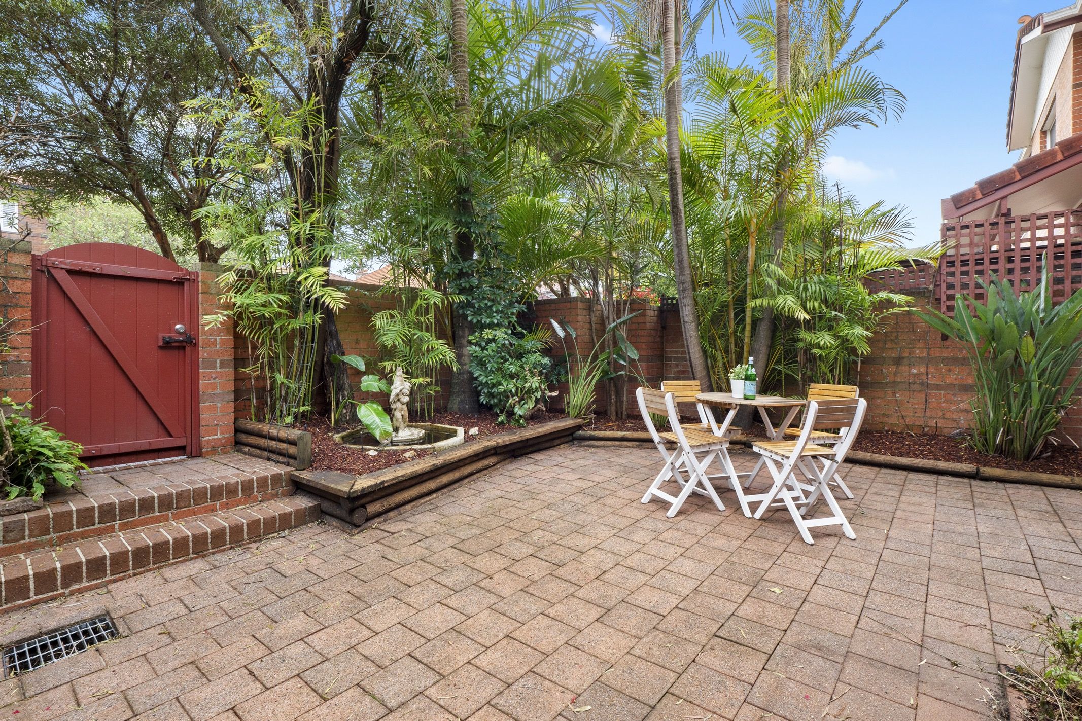 Olsen Romano Estate Agents Real Estate For Sale 2/6167 Varna