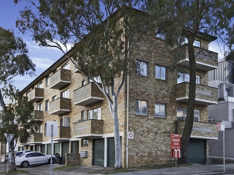 Bright 1 Bedroom Apartment