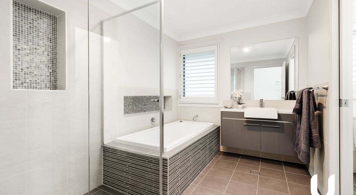 Colebee 8 Kirkwood Crescent