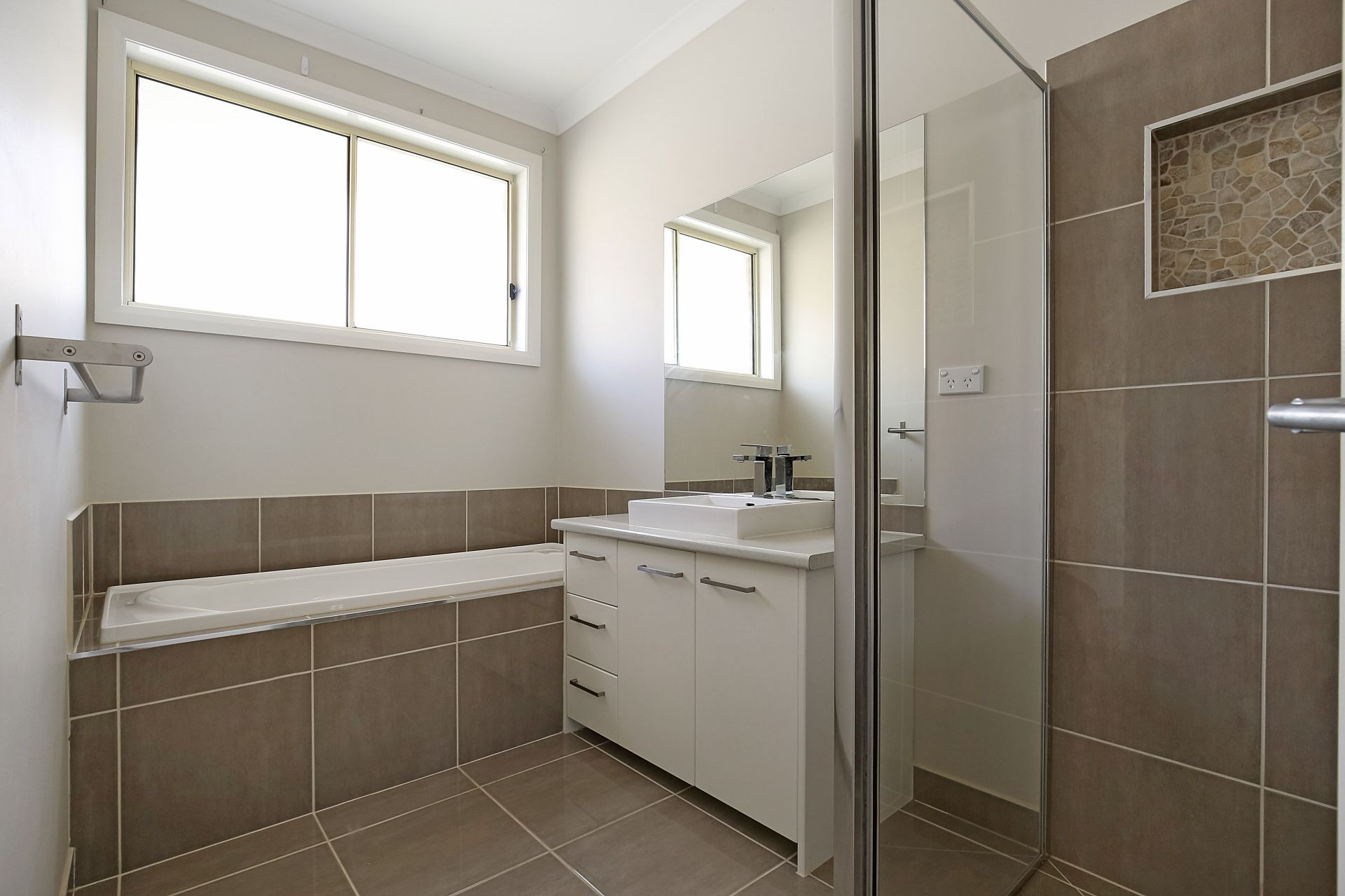 Quality Home in the Hawkstowe Estate
