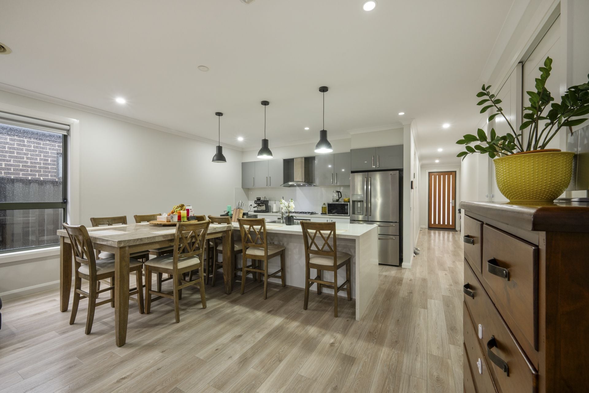 SPACIOUS FAMILY HOME IN A PRIME LOCATION