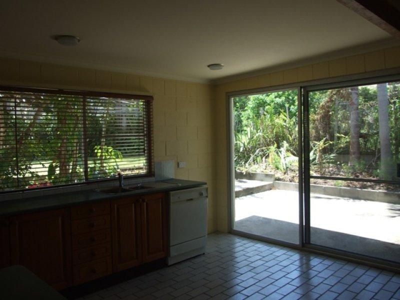 11 Oronsay Avenue CALOUNDRA QLD, Caloundra - Thumbnail 5