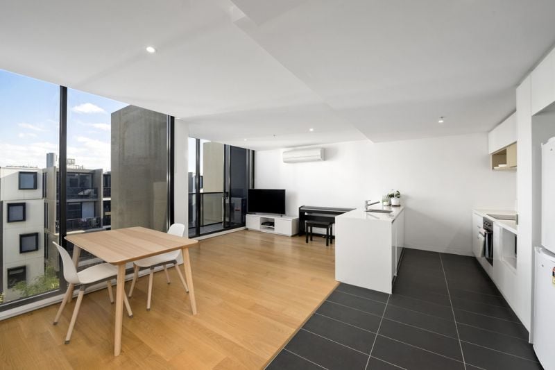 Spacious Apartment in the Heart of Hawthorn