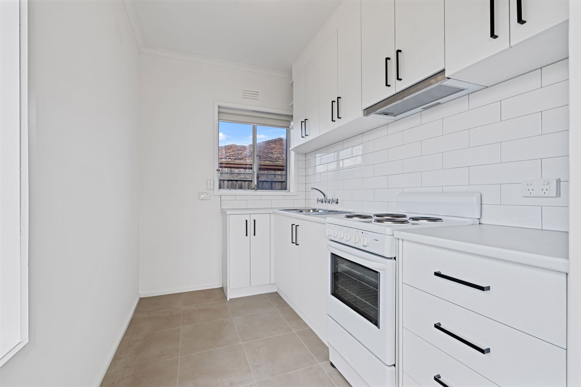 Stylish 2-Bedroom Unit in Prime Thomastown Location!