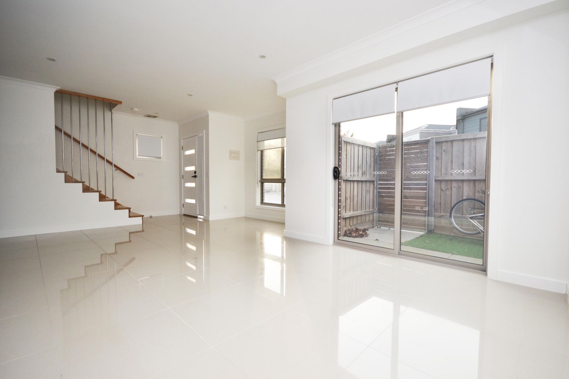THREE BEDROOM CONTEMPORARY LIVING