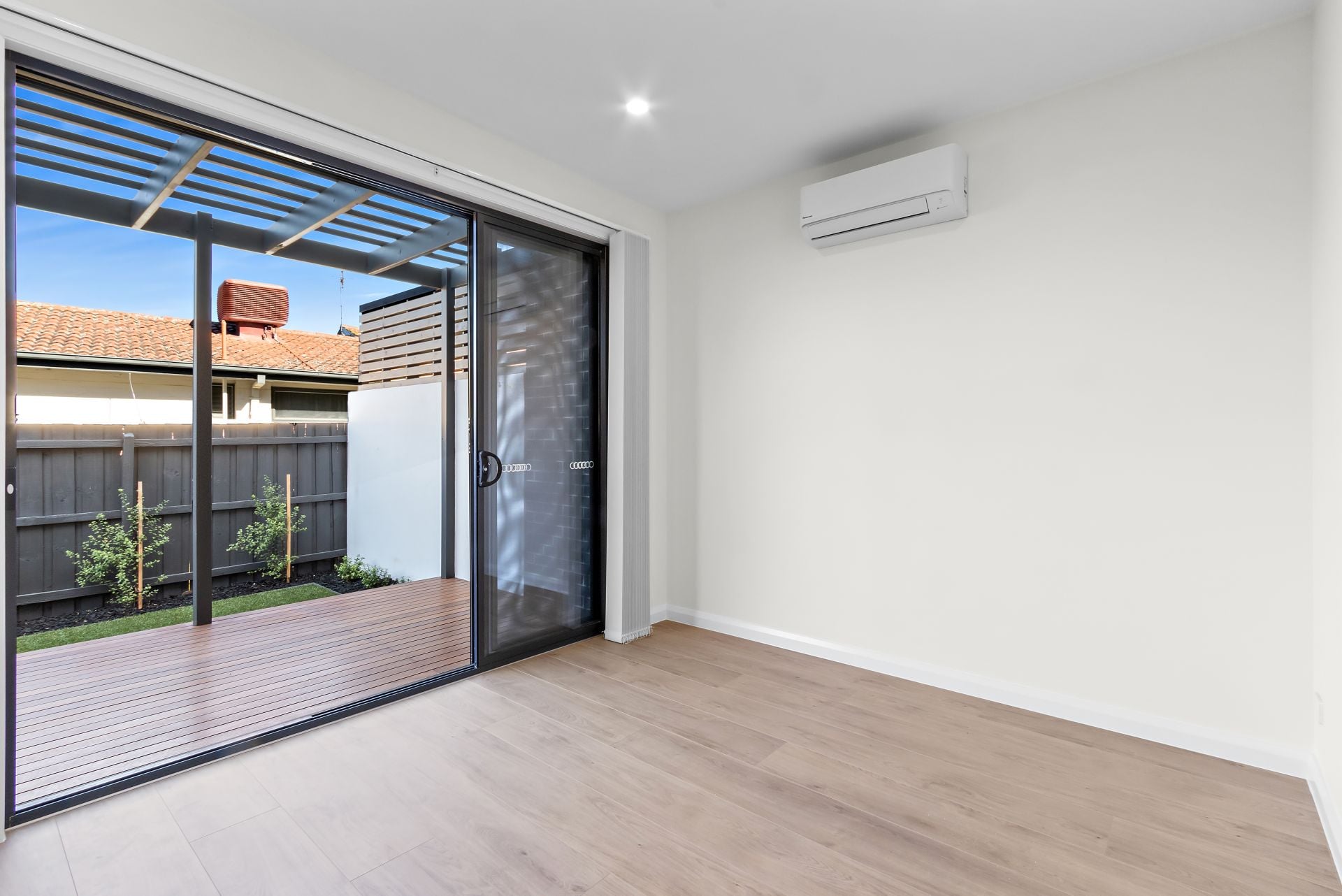 BRAND NEW HOME IN THE HEART OF BUNDOORA