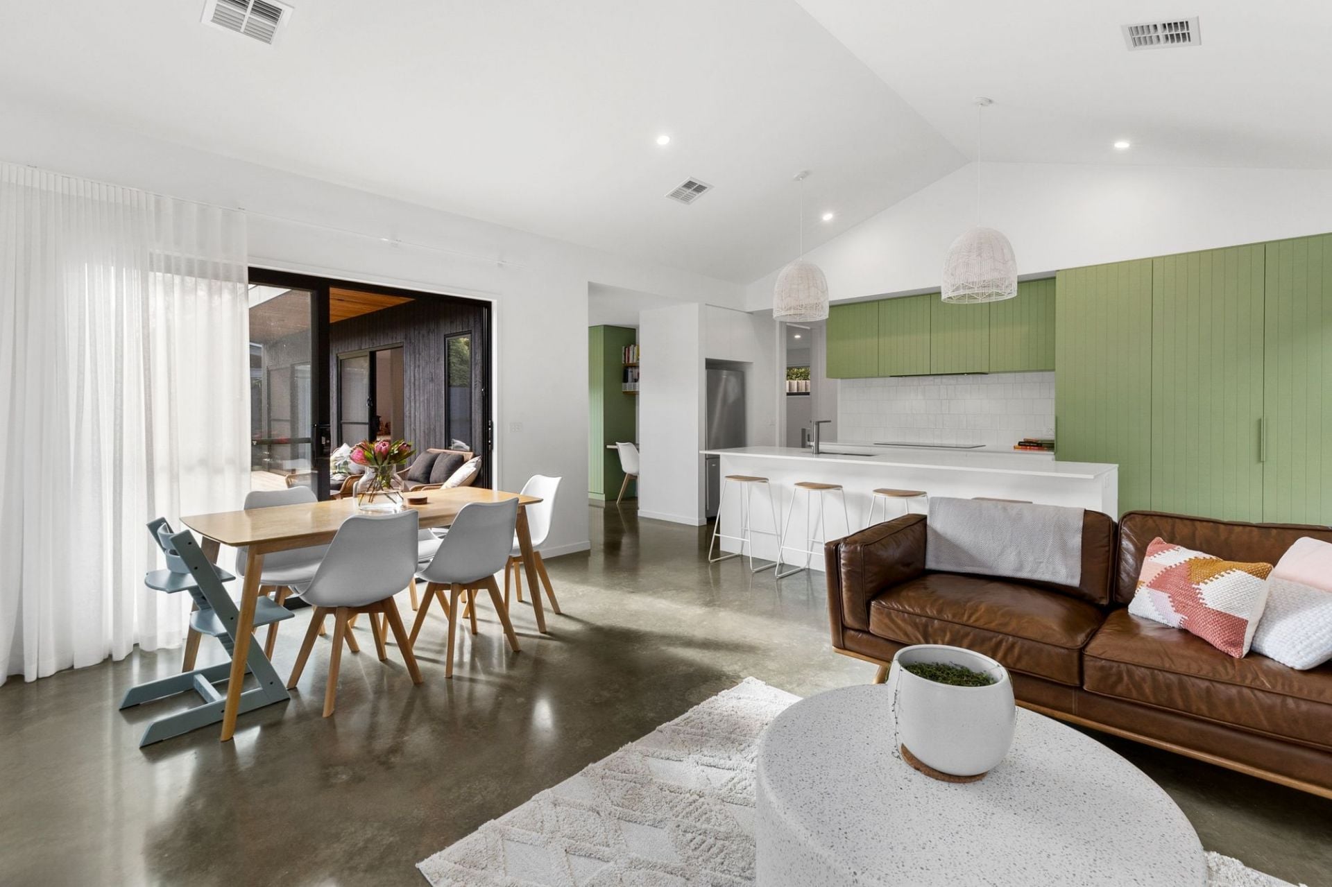 15A Heath Close Ocean Grove VIC, Ocean Grove - Thumbnail 2