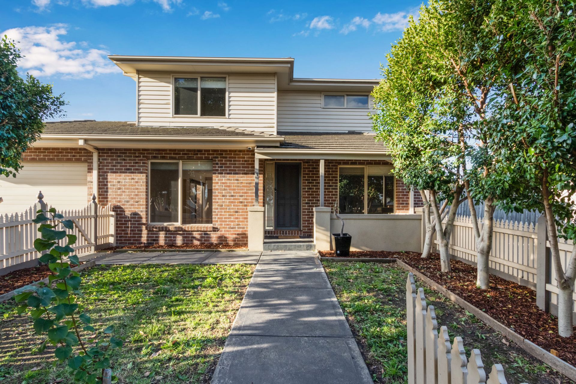 Spacious townhouse