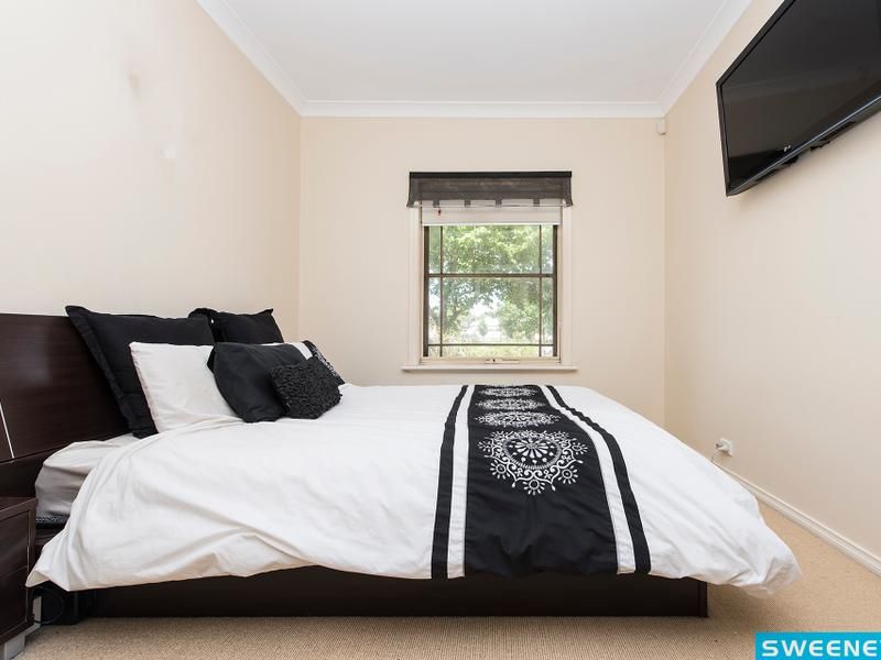 15 Salina Walk, Caroline Springs - Thumbnail 7