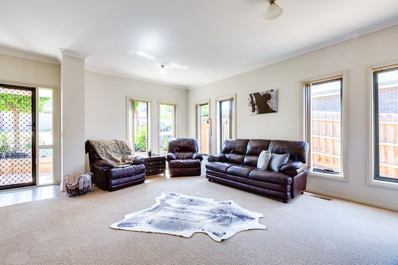 4/10-12 Ross Street, Bacchus Marsh - Thumbnail 4