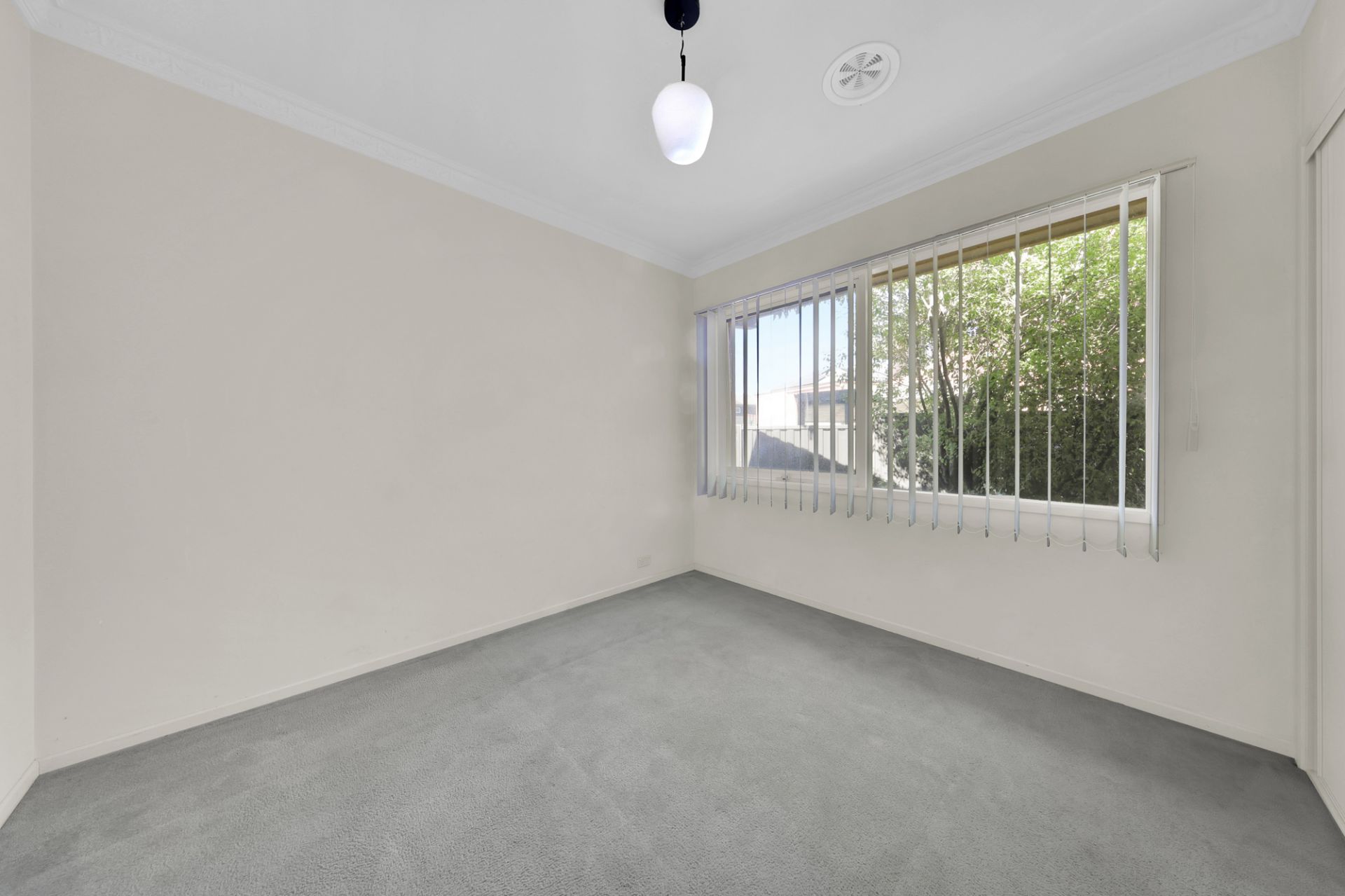 SPACIOUS FAMILY HOME!