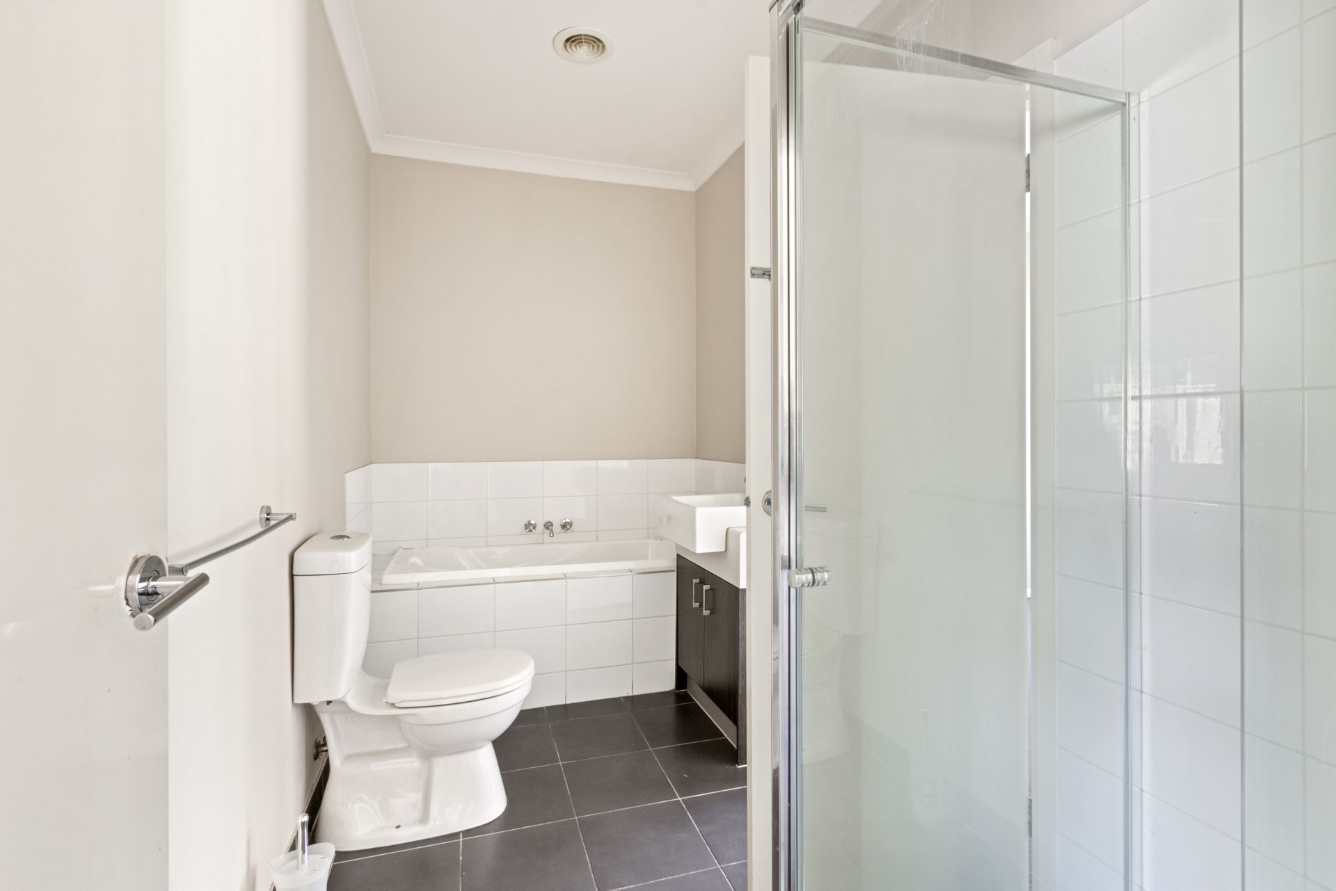 A Relaxing Refuge For Easy Living