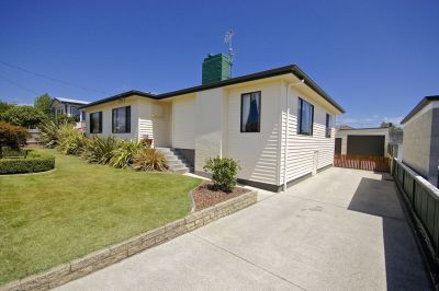 4
 
 
 
  
 
 
 1
 
 
 
  
 
 
 2
 
 
 
 
 
 
 
 6 Hendriks Street, ULVERSTONE TAS 7315, Ulverstone - Thumbnail 4