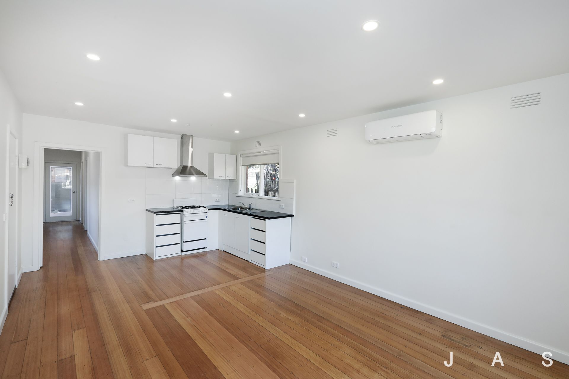 3/10 Peel Street Newport VIC, Newport - Thumbnail 4