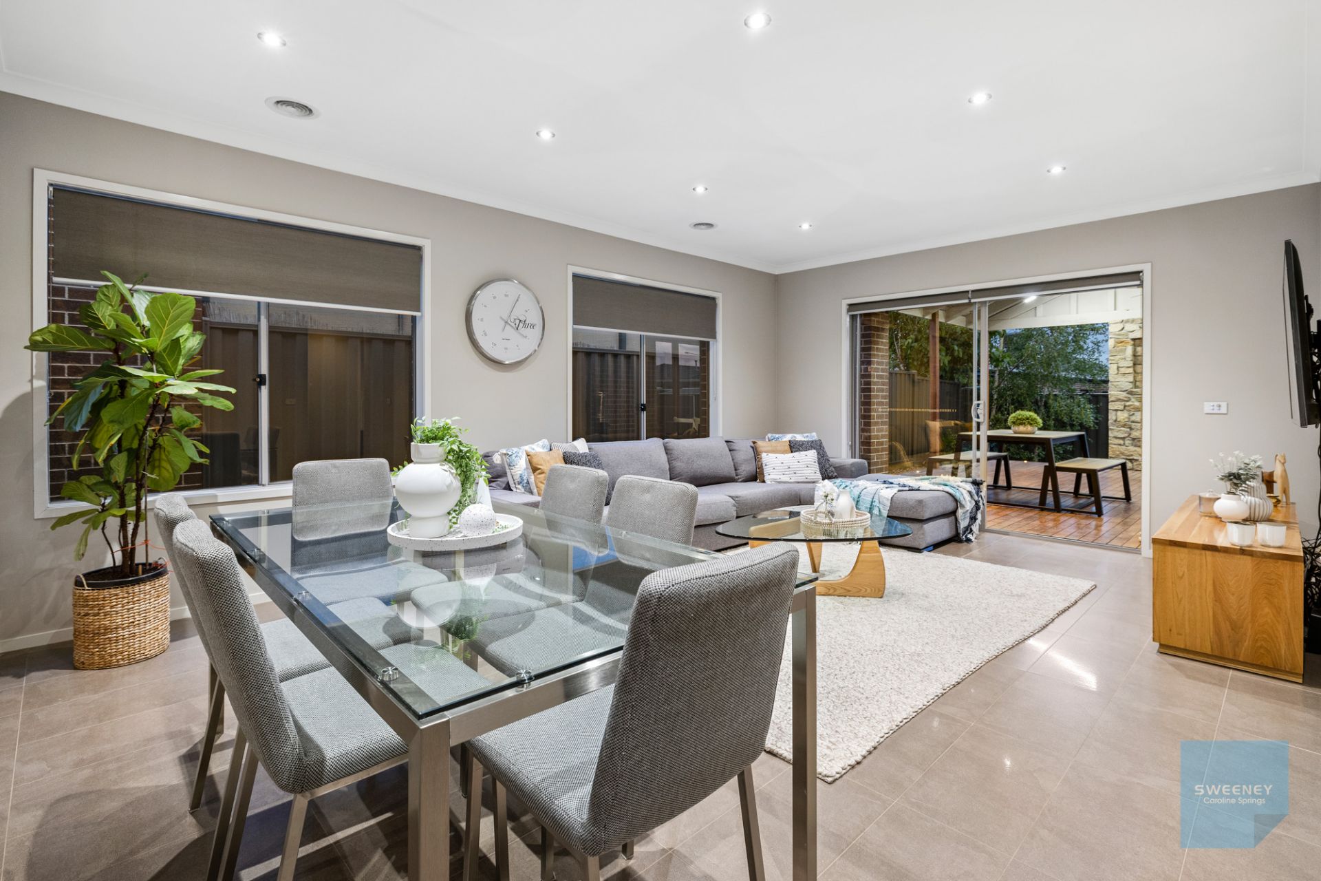 32 City Vista Court, Fraser Rise - Thumbnail 6
