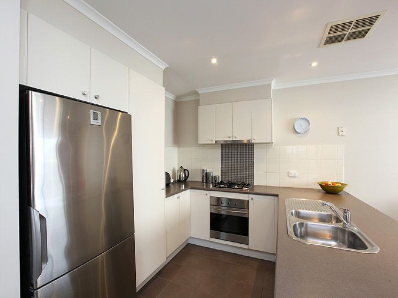 2 Bluestone Court, Point Cook - Thumbnail 5