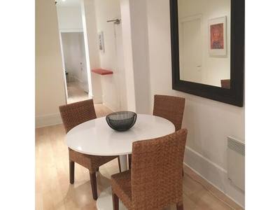 Large historic renovated 2 bed 