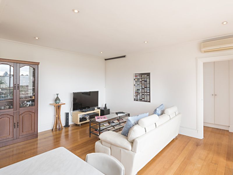 21/311 Carlisle Street, St Kilda East - Thumbnail 5