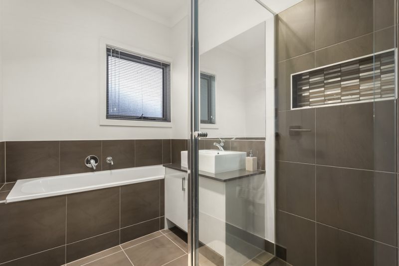 2/35 Dove Avenue, Altona - Thumbnail 6