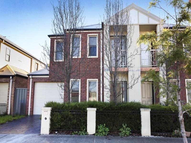38 O'Donnell Drive, Caroline Springs - Thumbnail 2