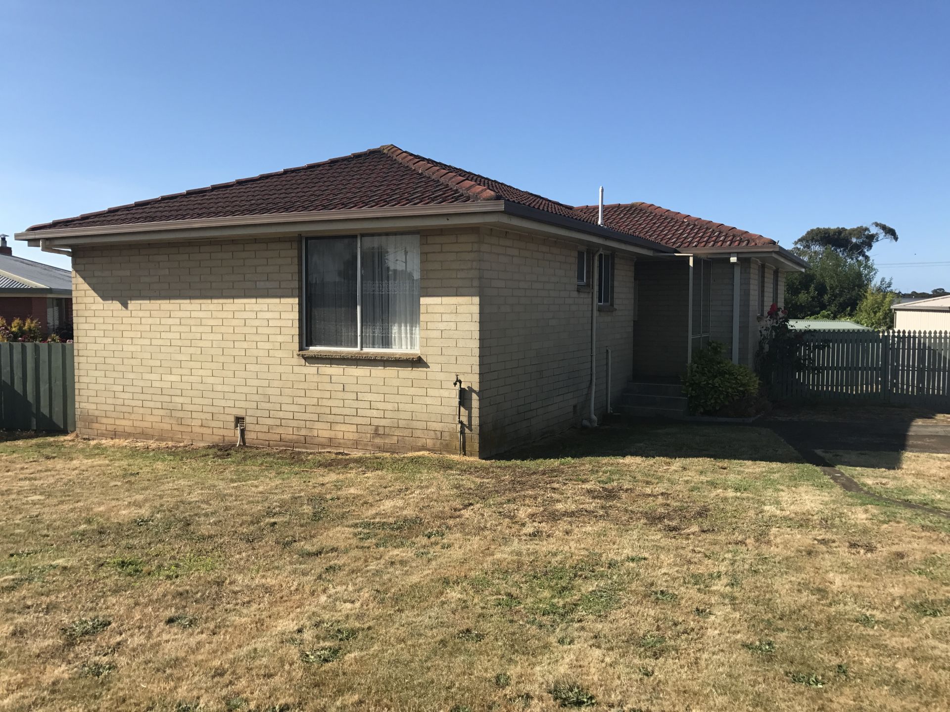 19 Loane Avenue, East Devonport, East Devonport - Thumbnail 3