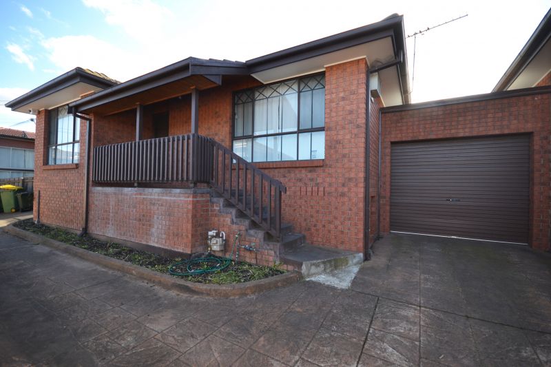 2/4 Faye Street, Reservoir