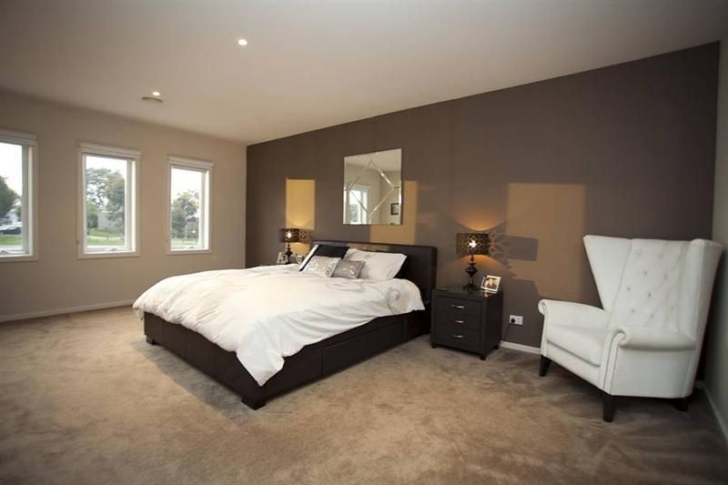 ***APPROVED APPLICATION PENDING*** SPACIOUS, STYLISH & A SUPERB LOCATION!! PERFECT 4 BEDROOM FAMILY HOME!!