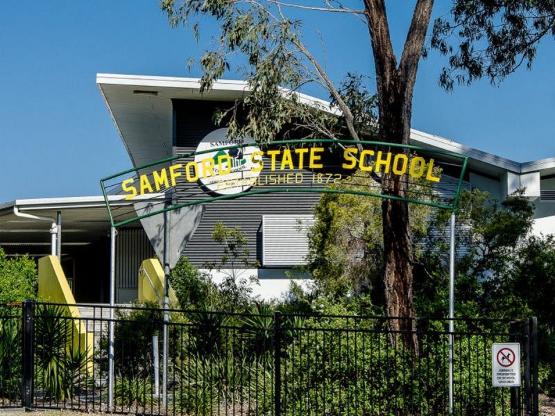 Real Estate For Sale 14 Chalmers Court Samford Village , QLD