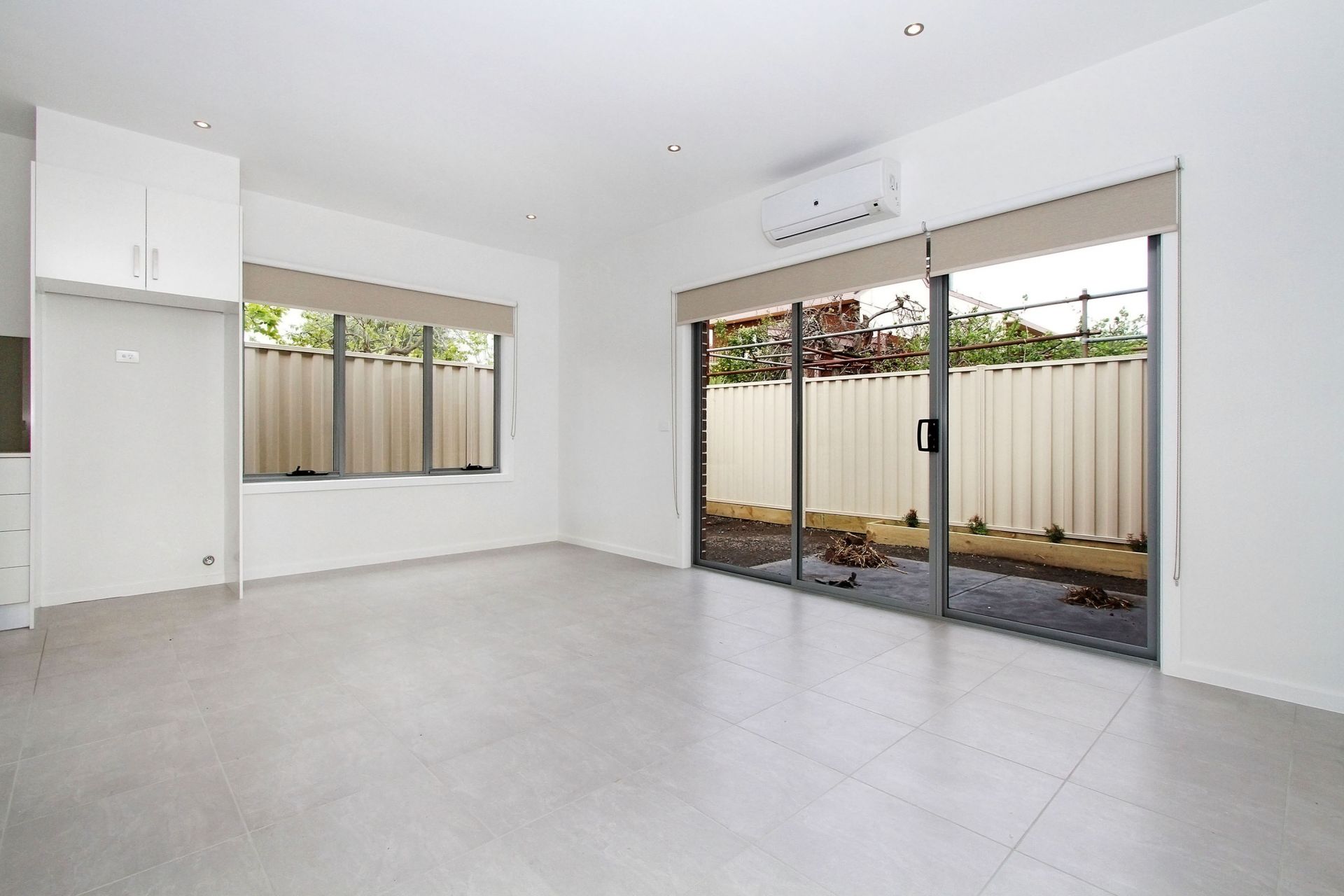 SLEEK, SPACIOUS & BRAND NEW   *Insp Tue 30th Sept @ 5:00pm*