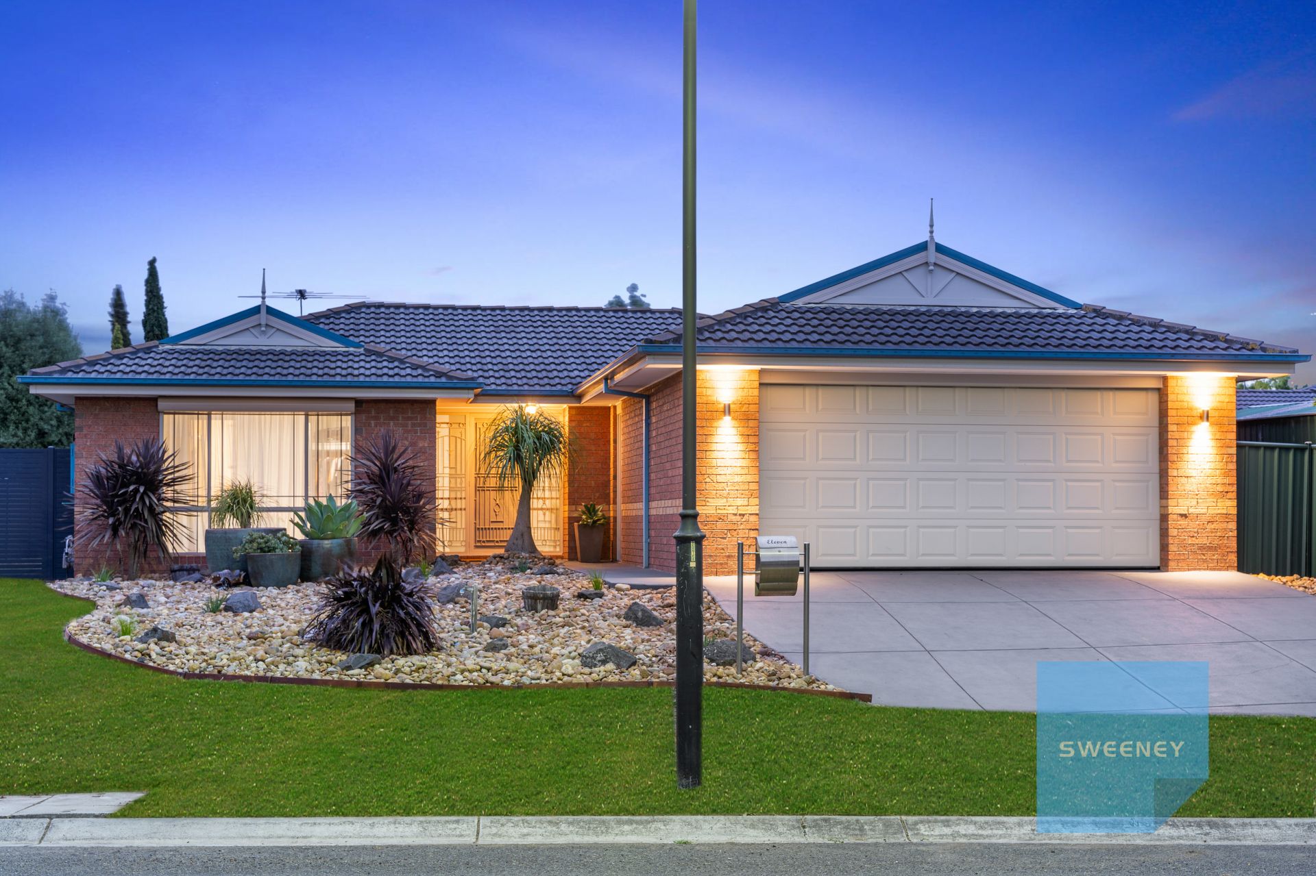 11 Fairweather Drive, Burnside - Thumbnail 3