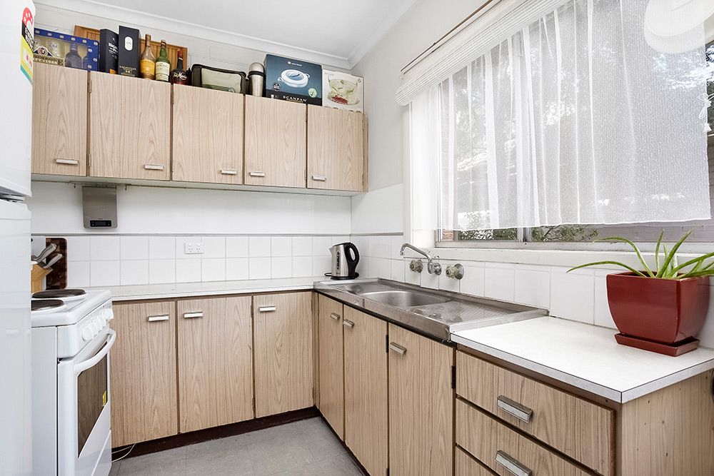 Close to Chadstone Shopping Centre!