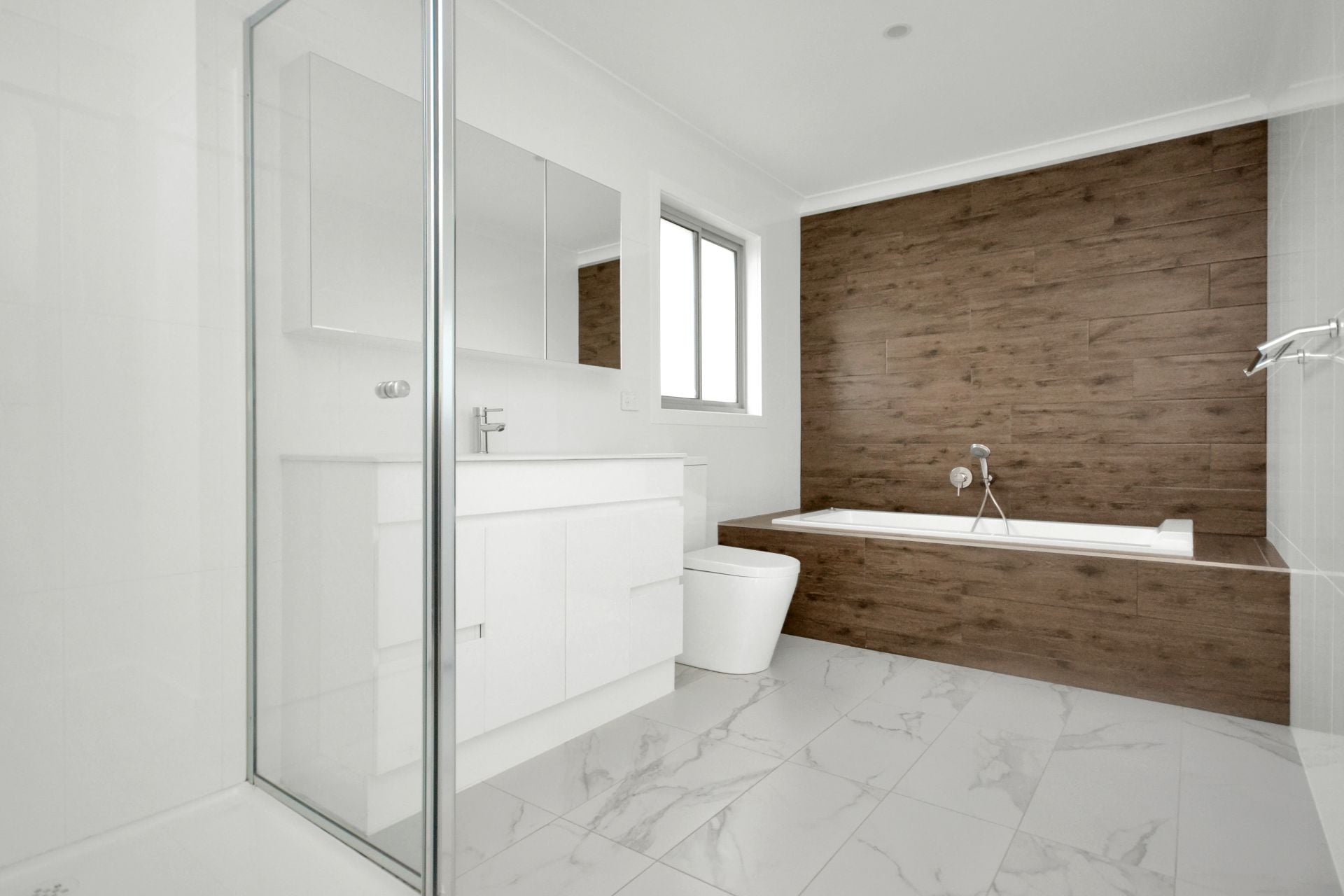THREE BEDROOM CONTEMPORARY LIVING