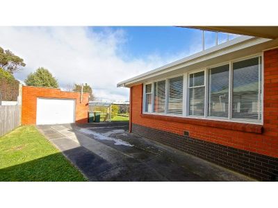 3
 
 
 
  
 
 
 1
 
 
 
  
 
 
 2
 
 
 
 
 
 
 
 29 Nicholls Street, DEVONPORT TAS 7310, Devonport - Thumbnail 3