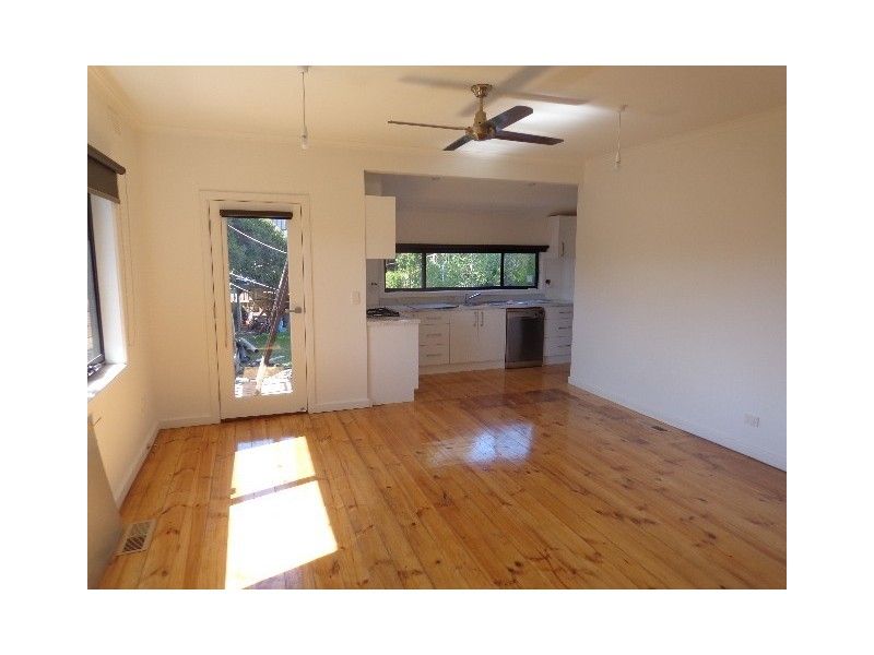 **Modern & bathed in natural light**
