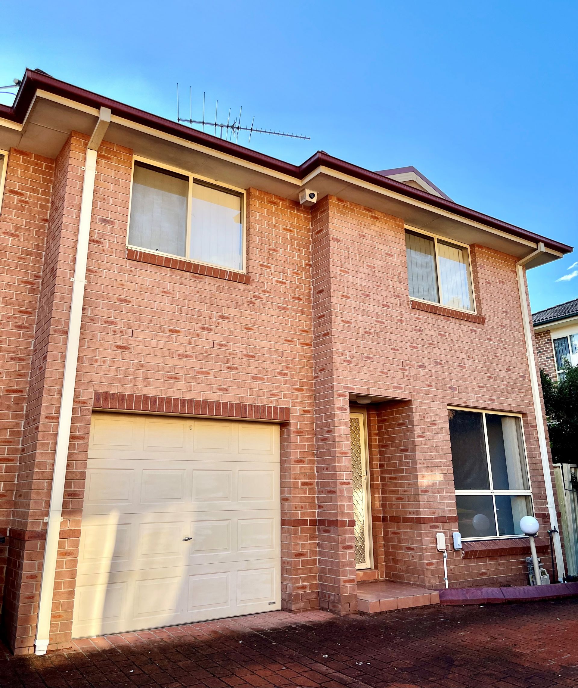 8/39 Kitson Way, Casula Macquarie Real Estate