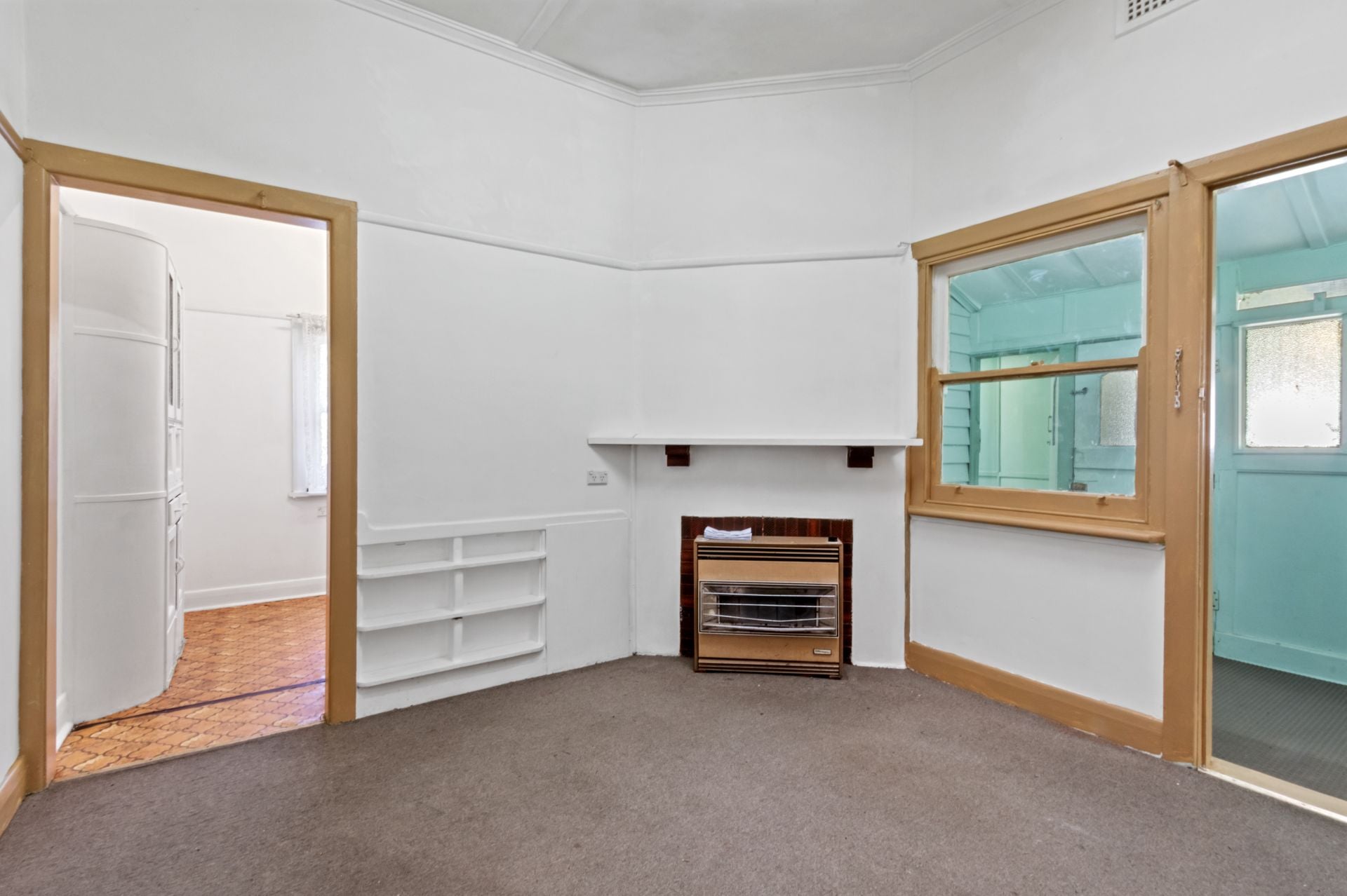 Charming 3 Bedroom Home!