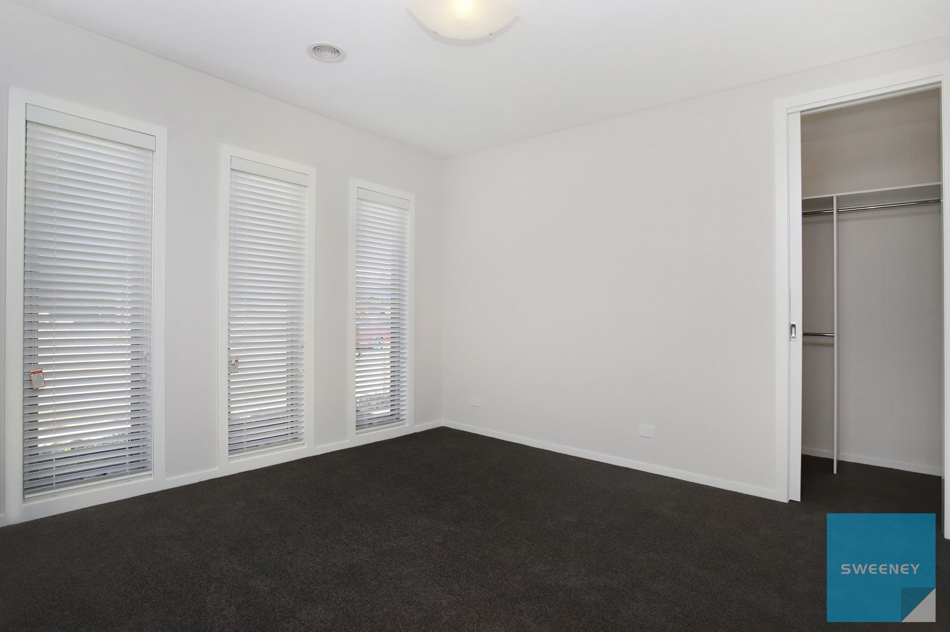 27 Raddle Road, Aintree - Thumbnail 6