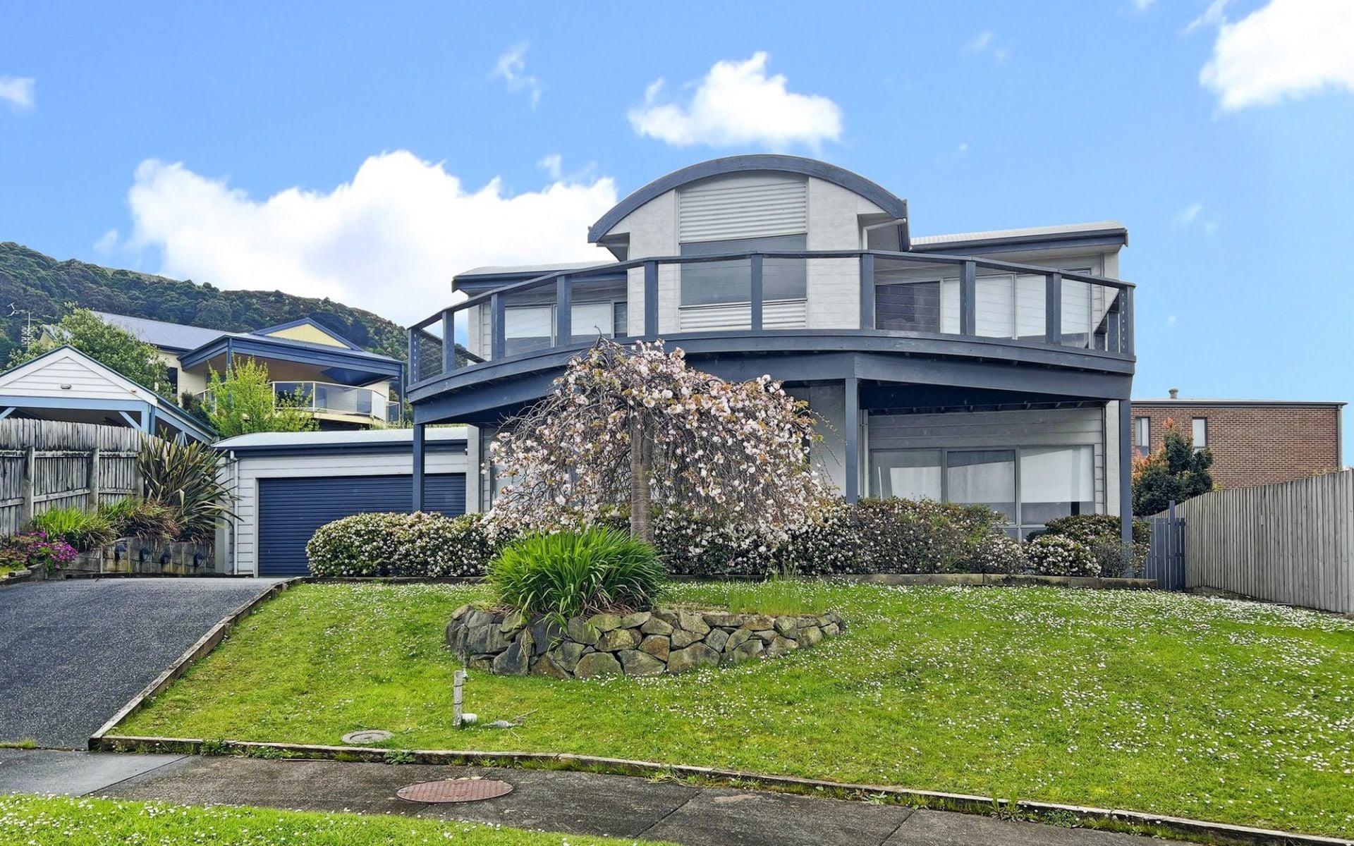 7 Nigel Court, Apollo Bay - Thumbnail 2
