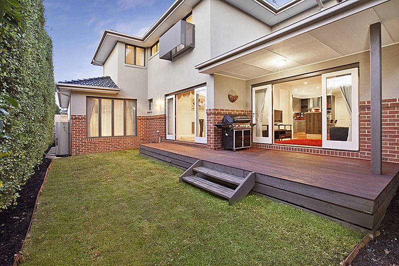 2/16 Hollsmoor Road
