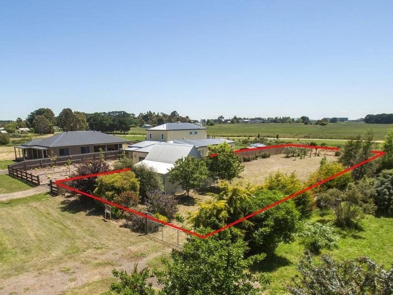 8 Anderson Street BIRREGURRA VIC, Birregurra - Thumbnail 2