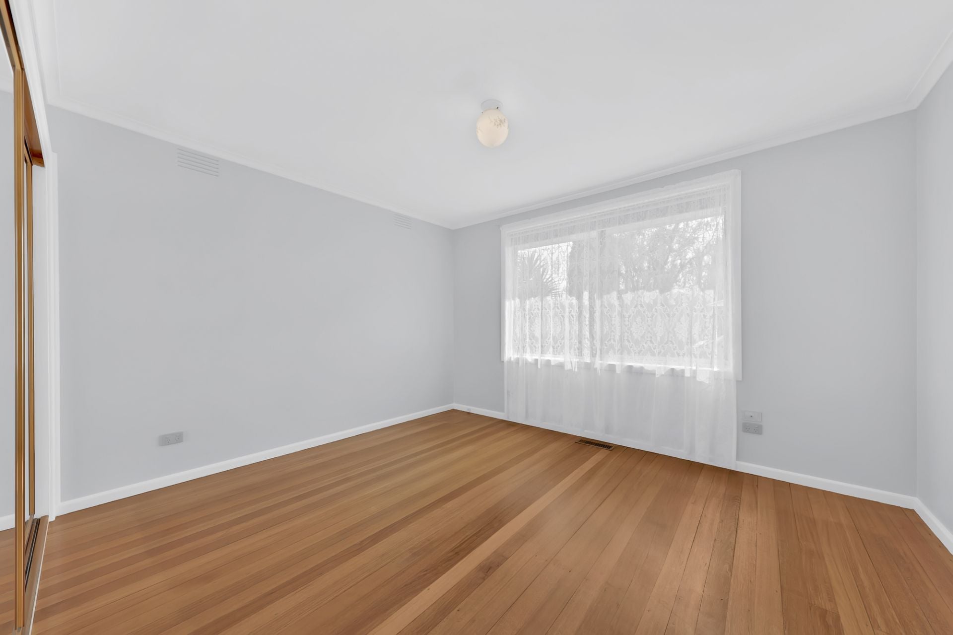 CENTRALLY LOCATED!