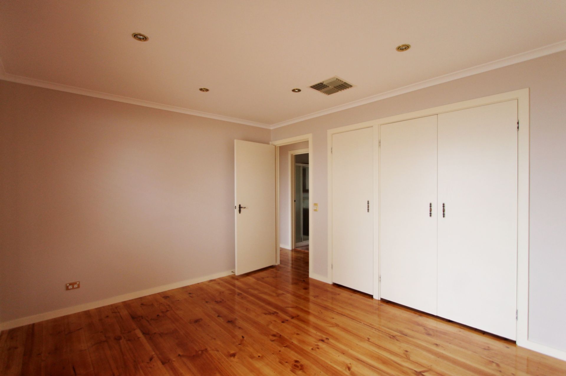 RENOVATED JEWEL !!!